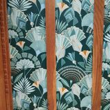 Parisian showcase cabinet year 30