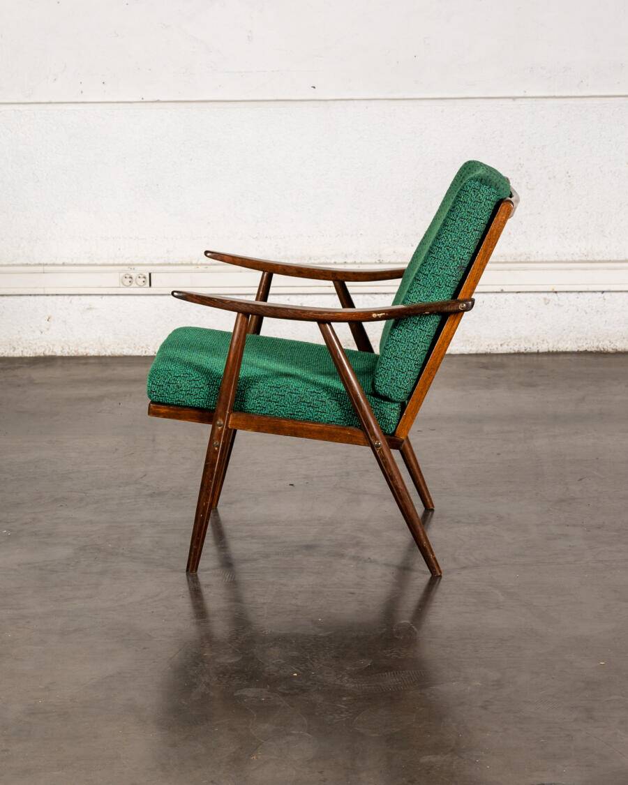 Boomerang chair in green fabric