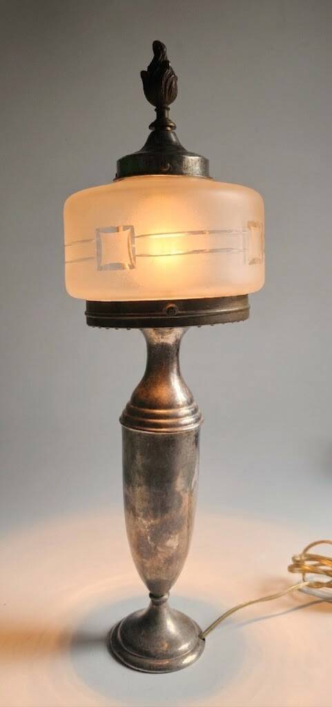 French Art Deco table lamp