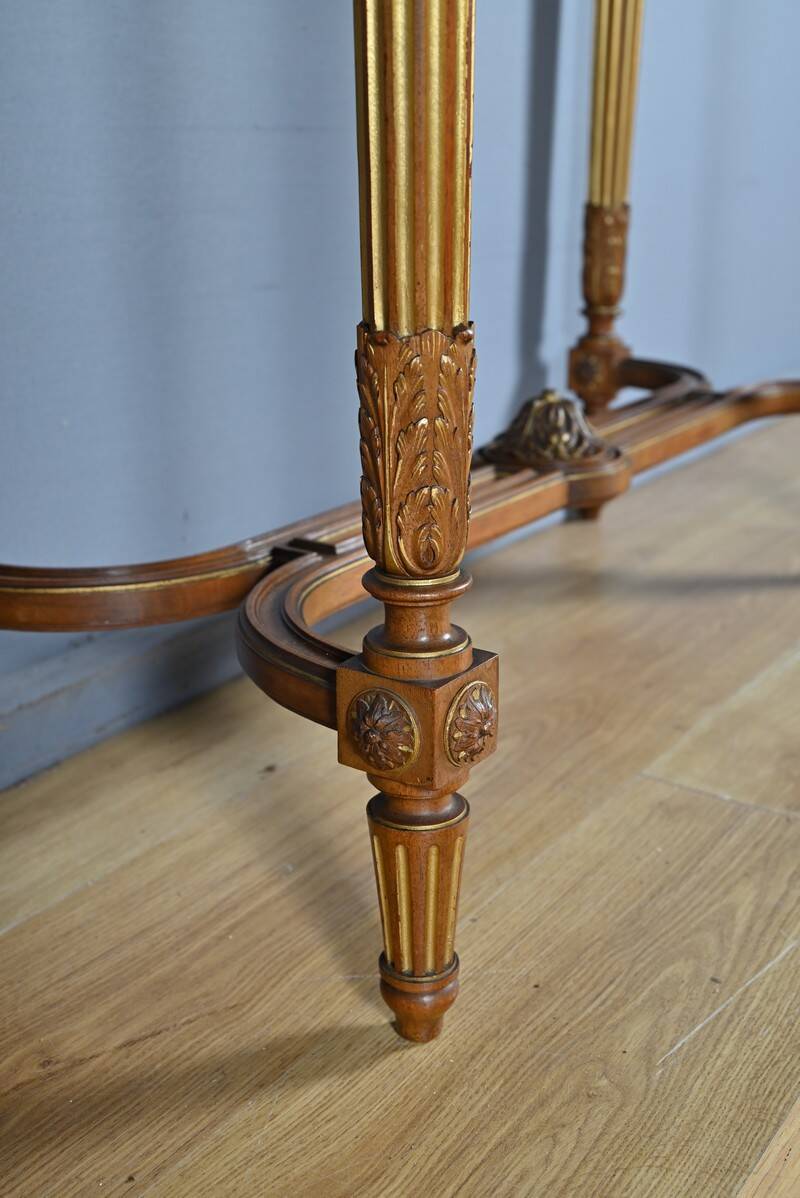 Console en acajou, style Louis XVI – 2ème moitié XIXe