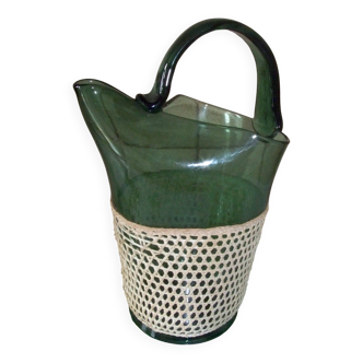 VINTAGE GLASS PITCHER PINCH SPOUT