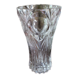 Transparent chiseled glass vase
