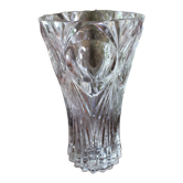 Transparent chiseled glass vase