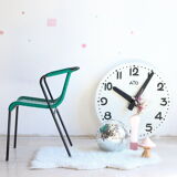 Metal and scoubidou green garden chair