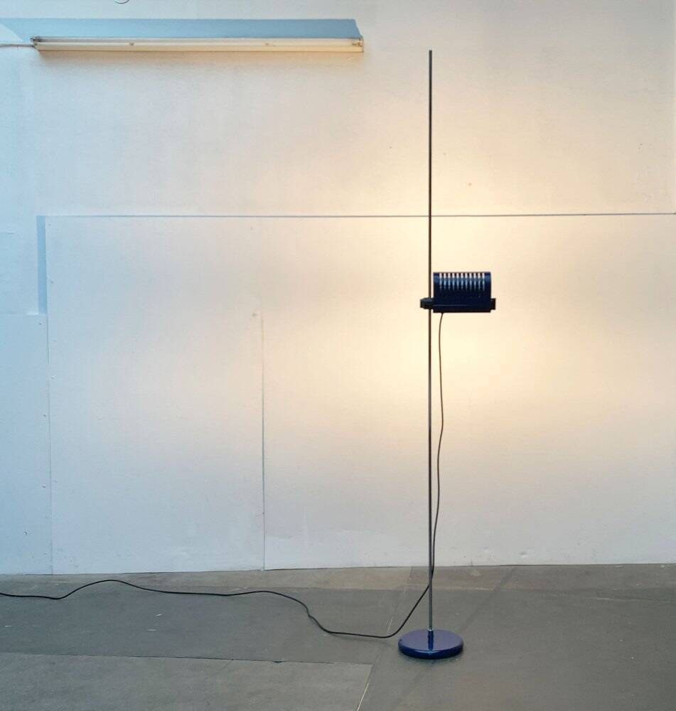 Colombo 626 floor lamp mid-century by Joe Colombo for Oluce, 1970s