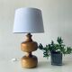 Lampe en bois tourné