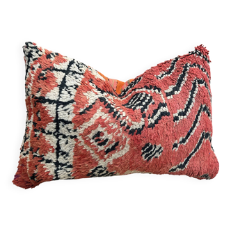 Vintage Berber Kilim cushion cover: Moroccan wool cushion