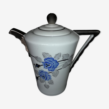 Porcelain coffee maker of Limoges