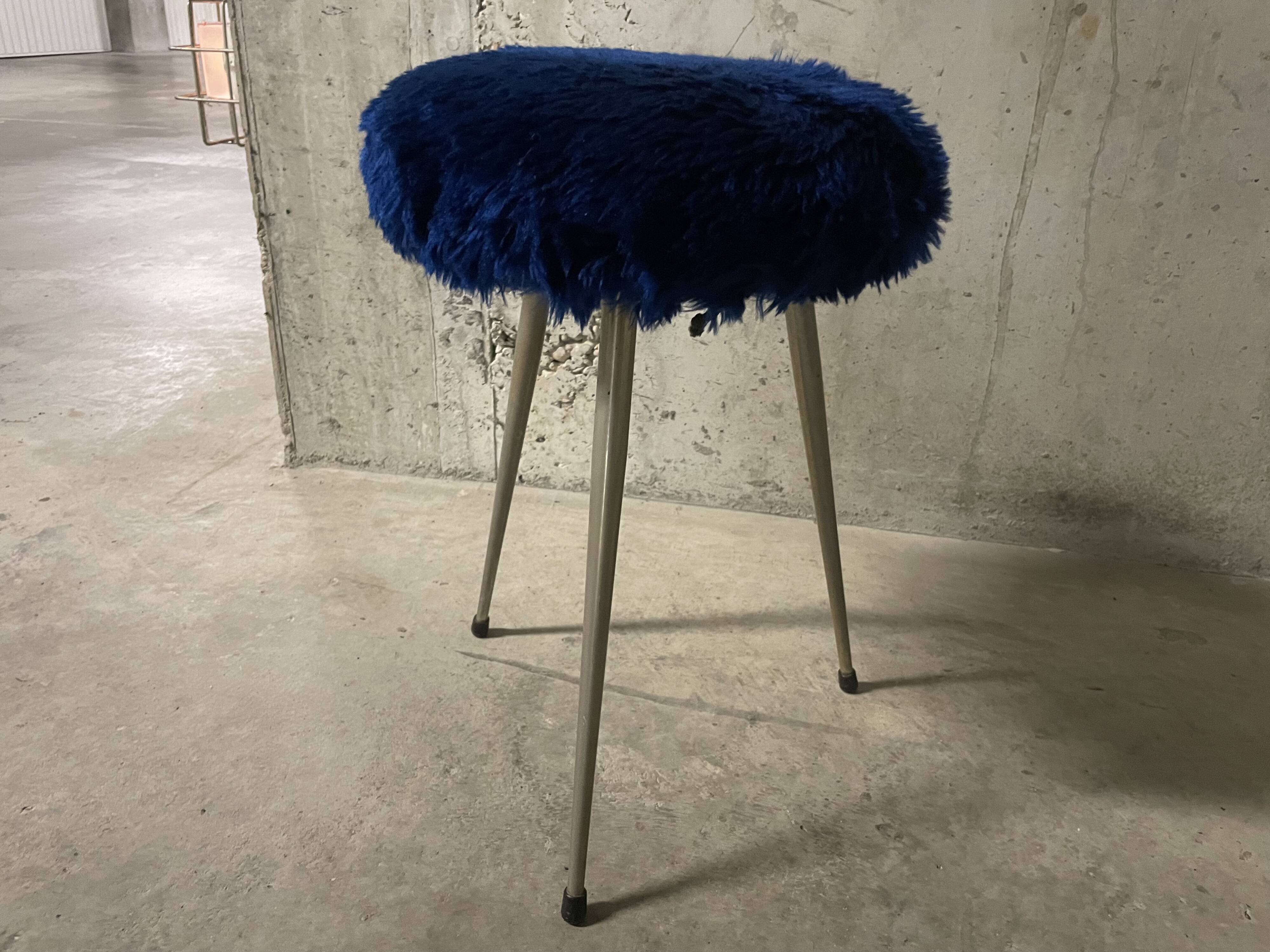 1970s tripod stool