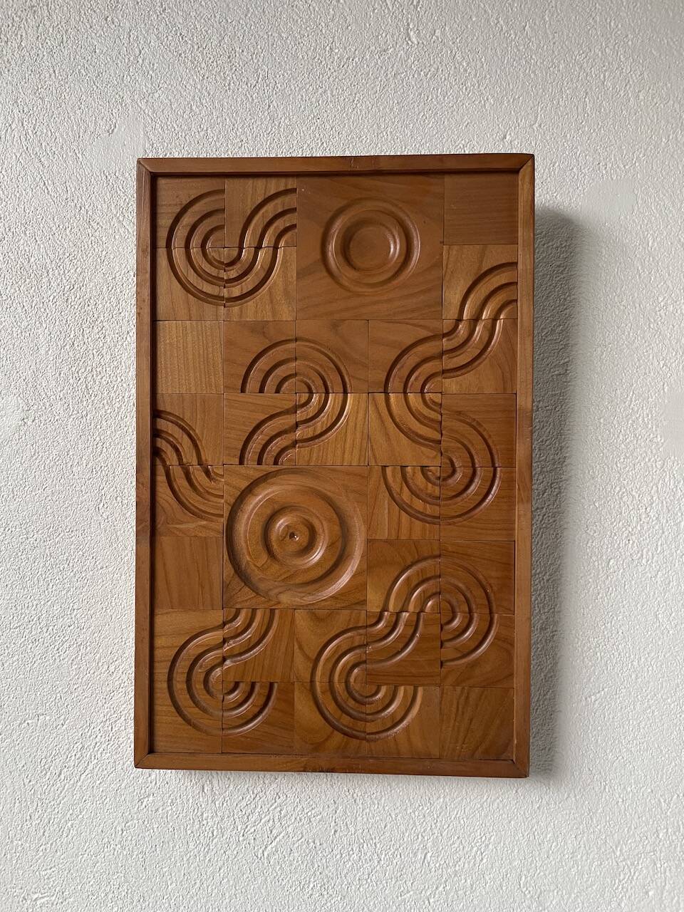 Bas relief cadre bois sculpté