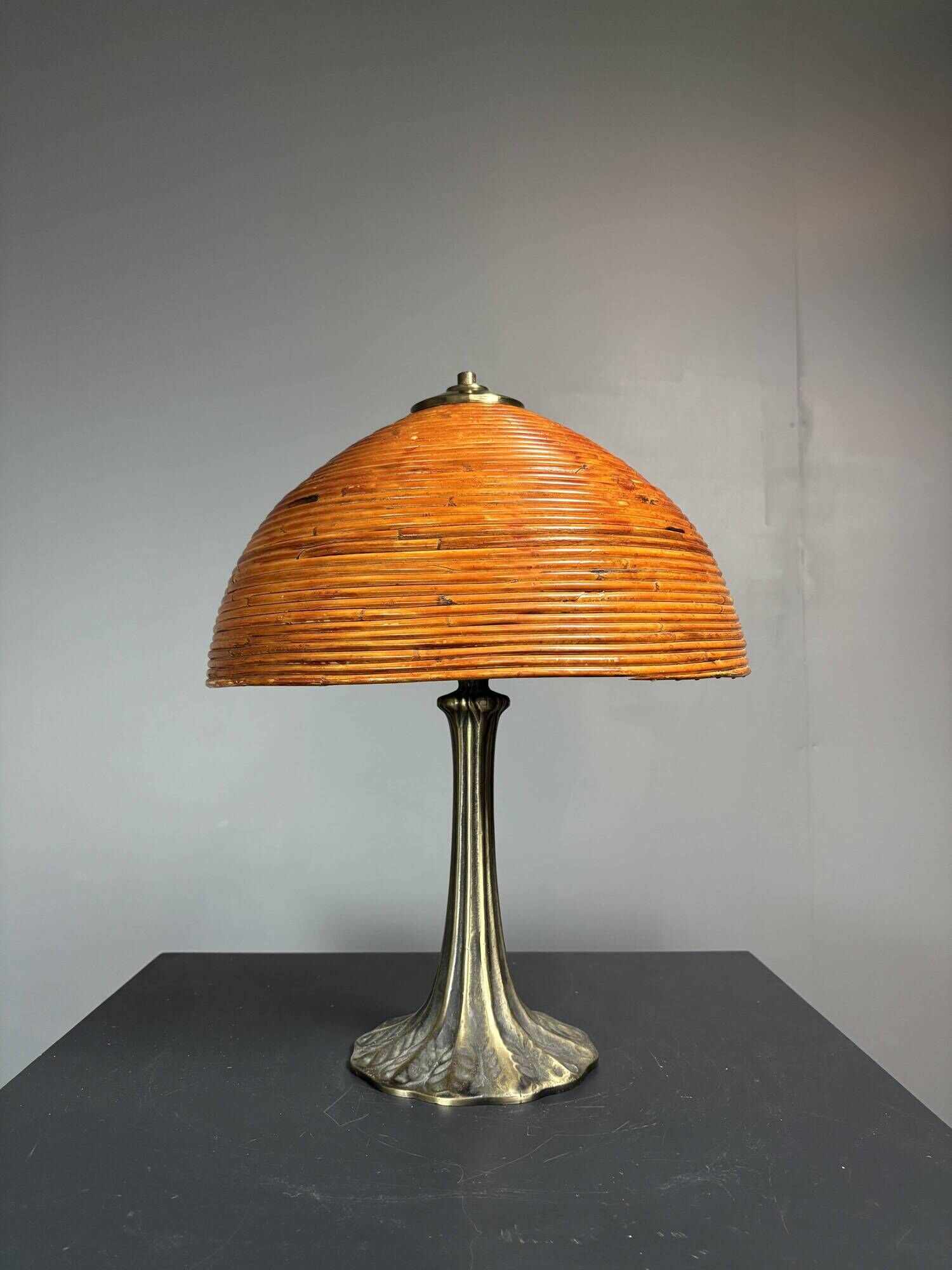 Midcentury mushroom pencil reed rattan bamboo and brass table lamp, 1970s