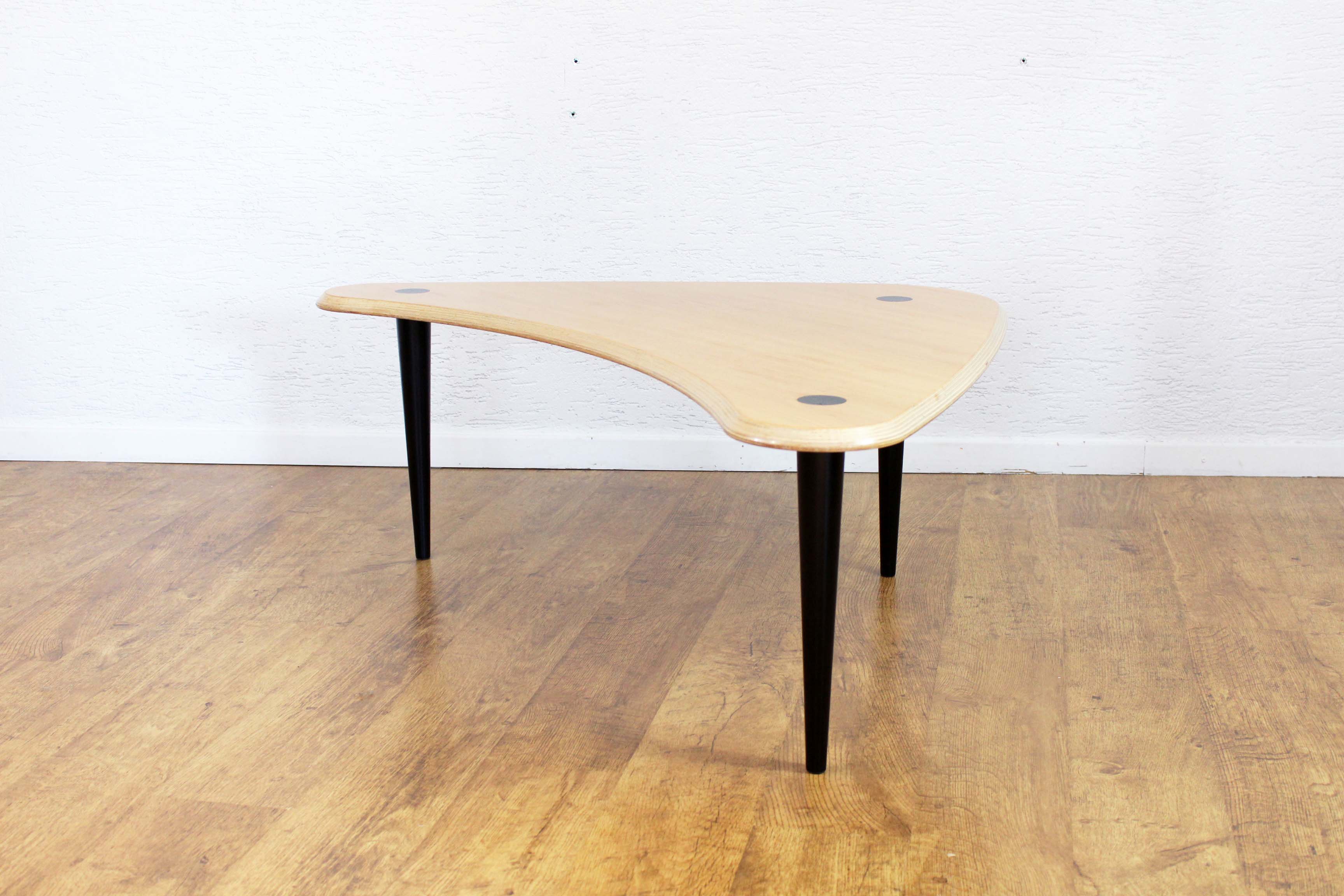 Coffee table "boomerang"