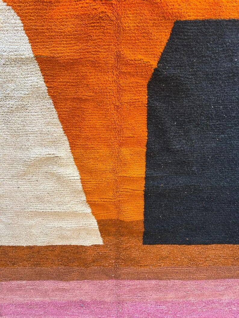 Beni Ourain Berber rug with coloured patterns 1.5/2.5 m