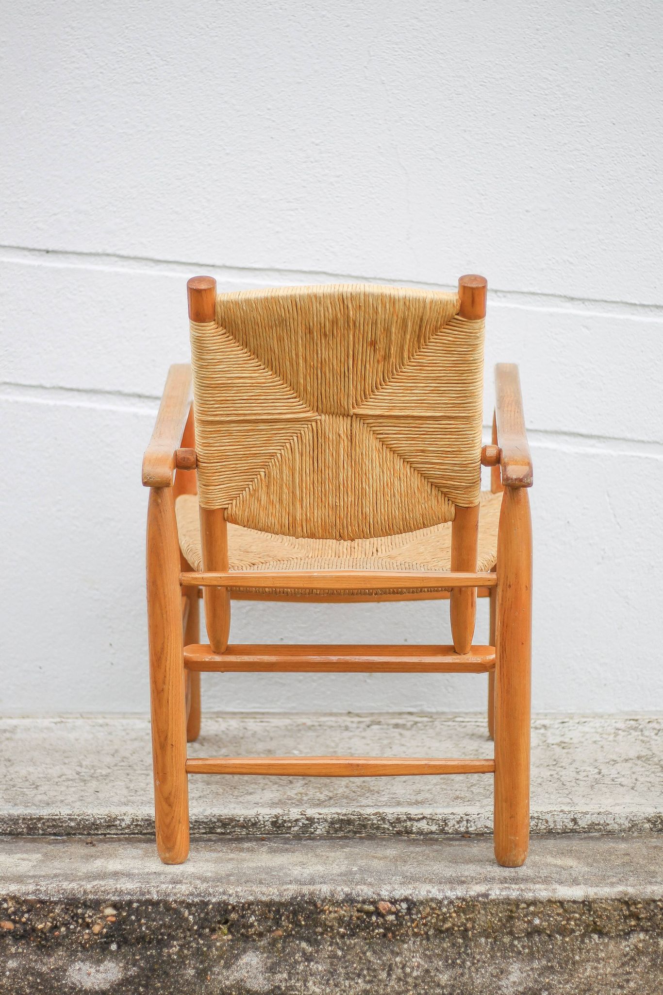 Charlotte Perriand armchair model 21 Chamrousse, French designer armchair