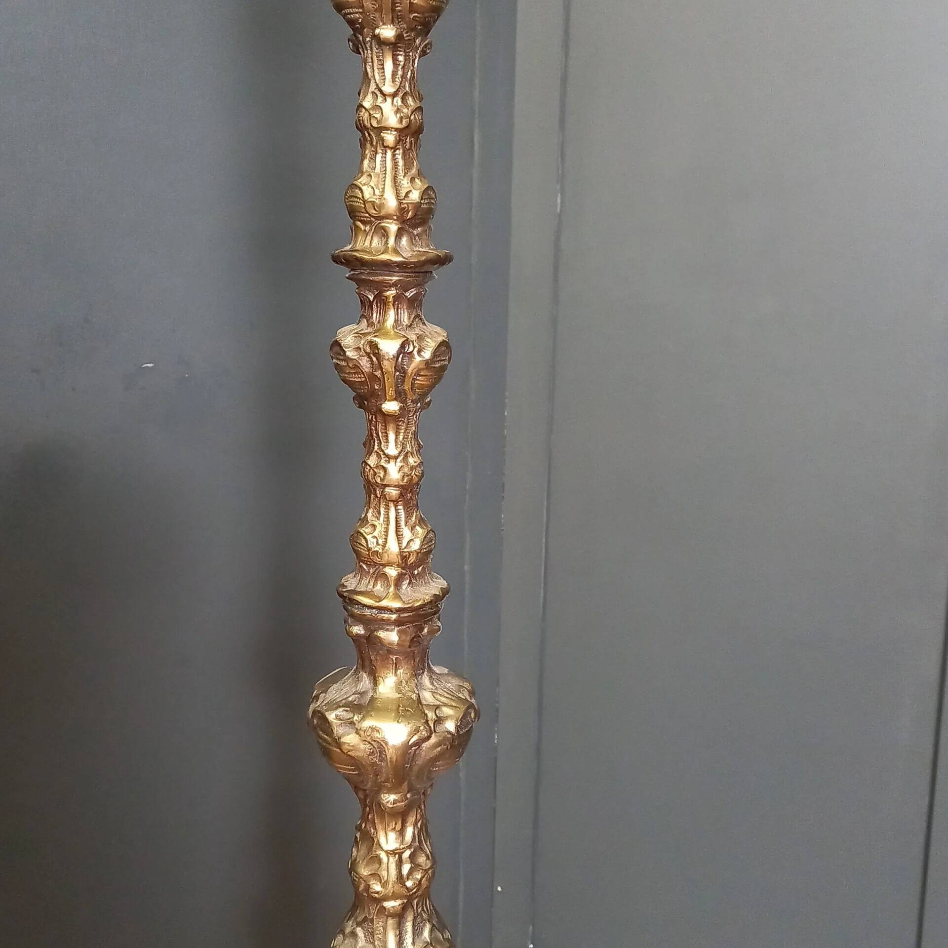 French Baroque standing bronze floor lamp
