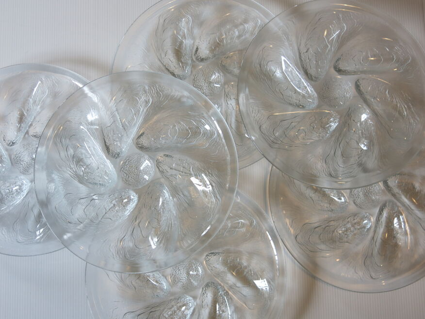6 assiettes à huitres de chez Arcoroc en verre transparent | Selency