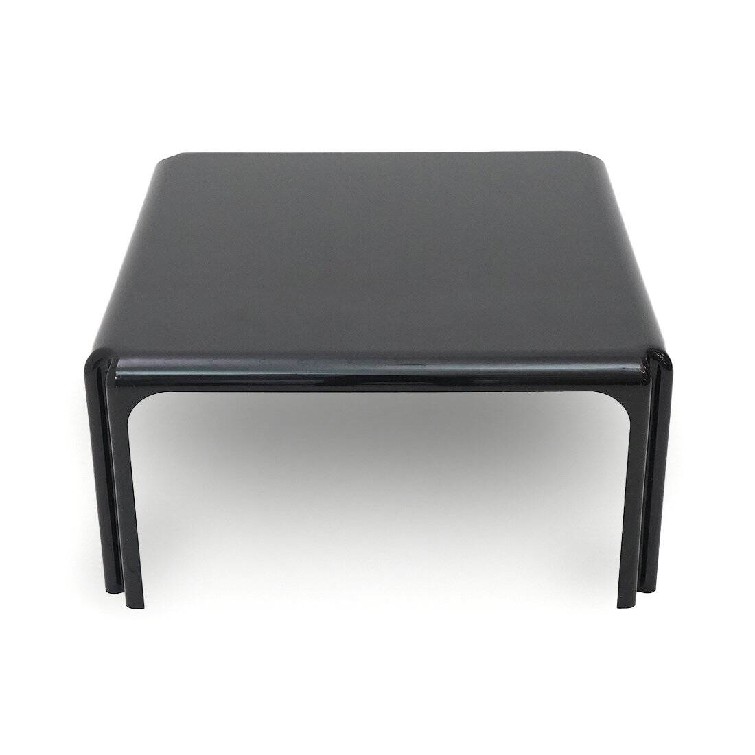 Arcadia coffee table 80 by Vico Magistretti for Artemide, 1970s