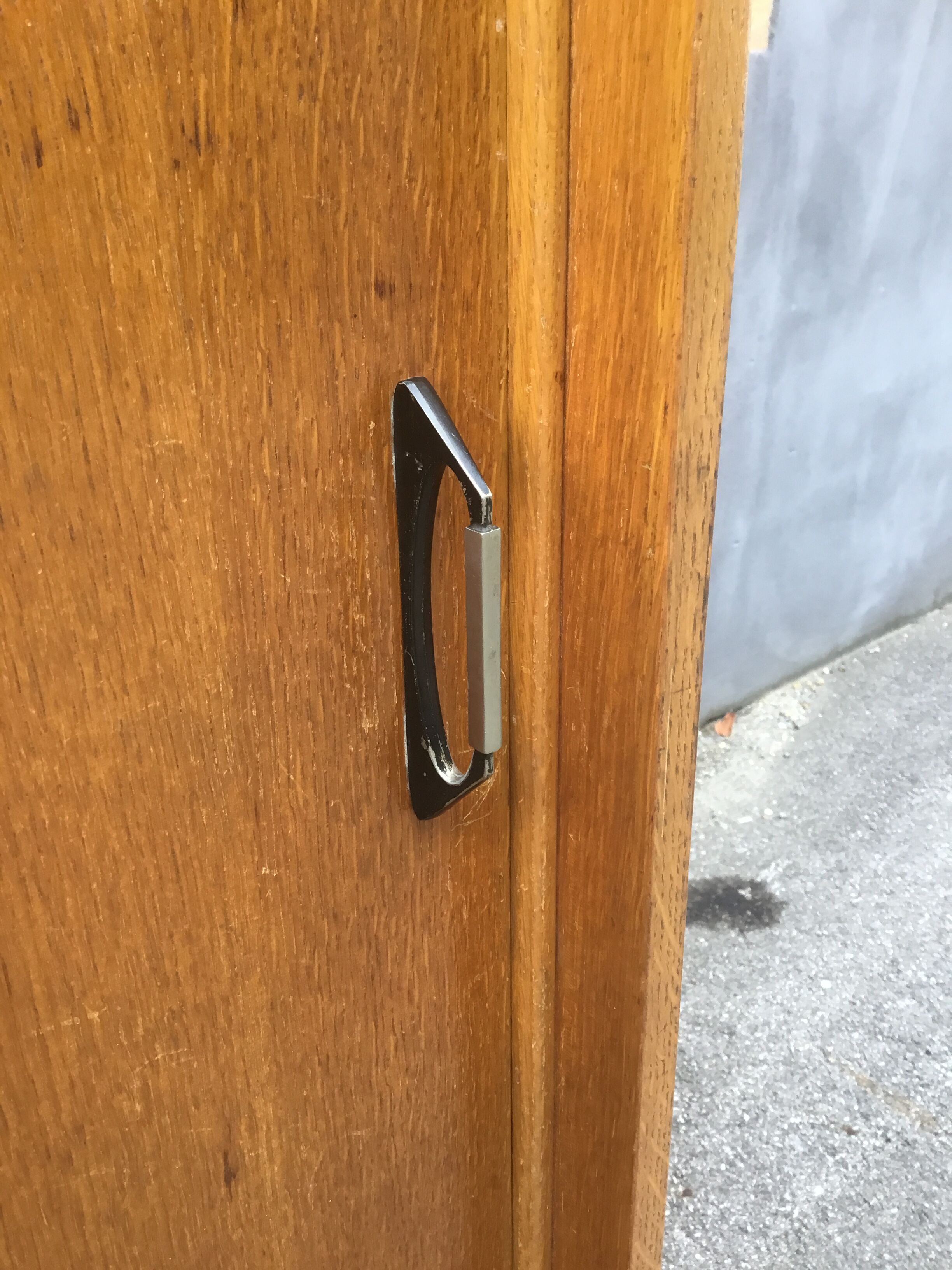 Armoire vintage