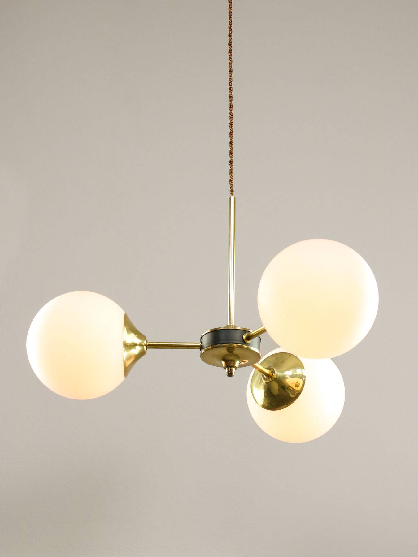 Mid-Century Modern Italian Chandelier in Brass and Opaline Glass, 1960s