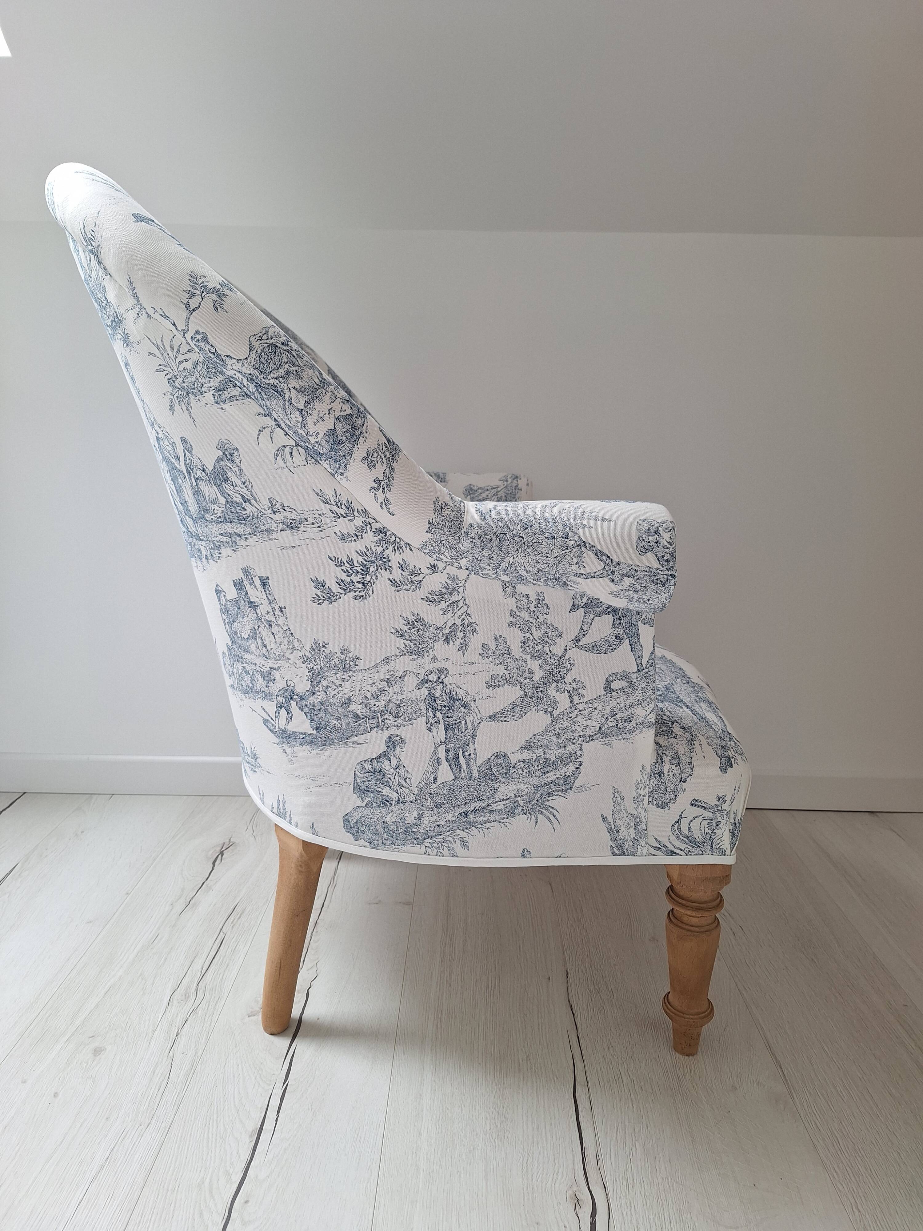 Blue toile de jouy toad armchair