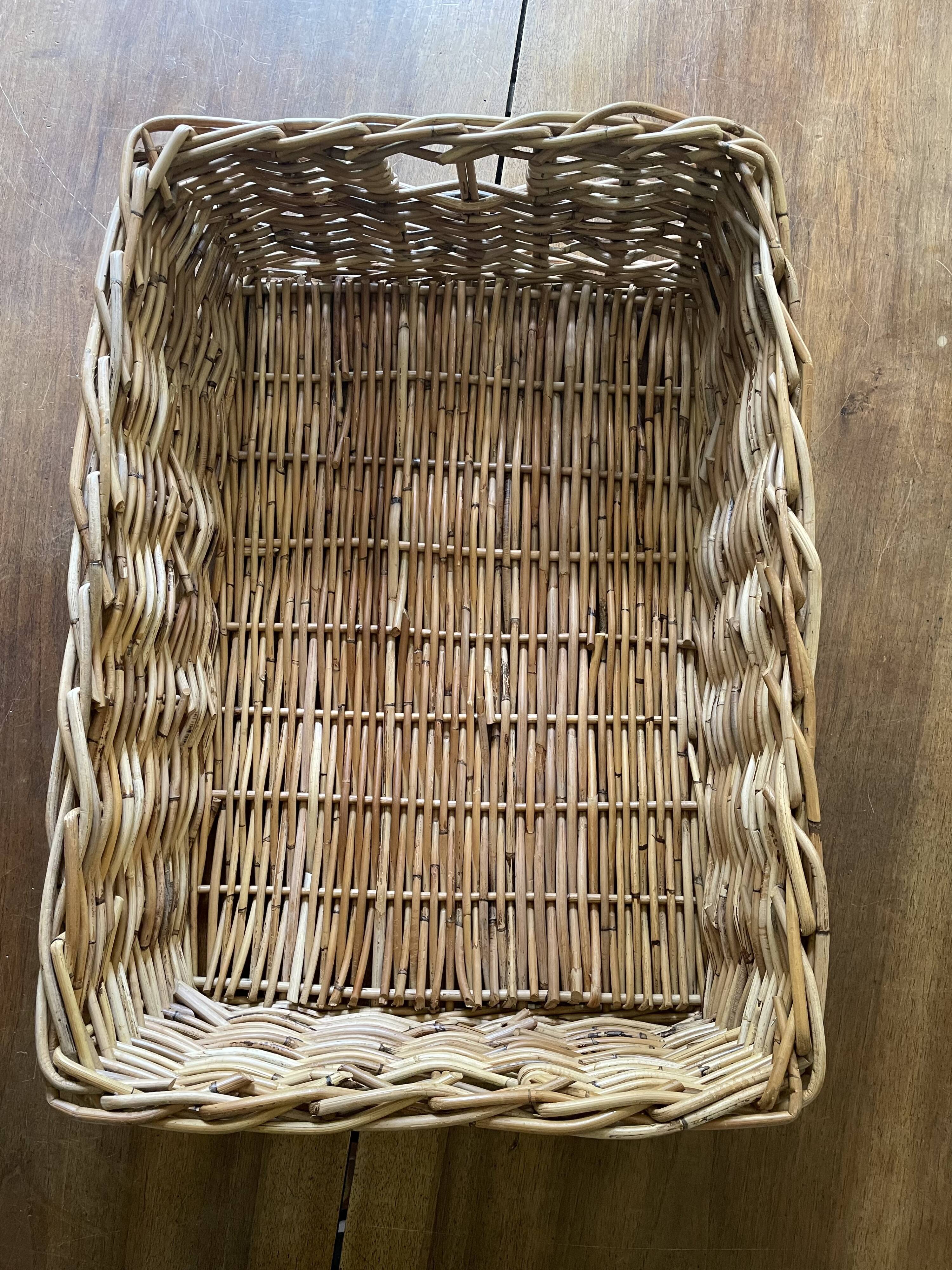 Rattan basket 62 x 46