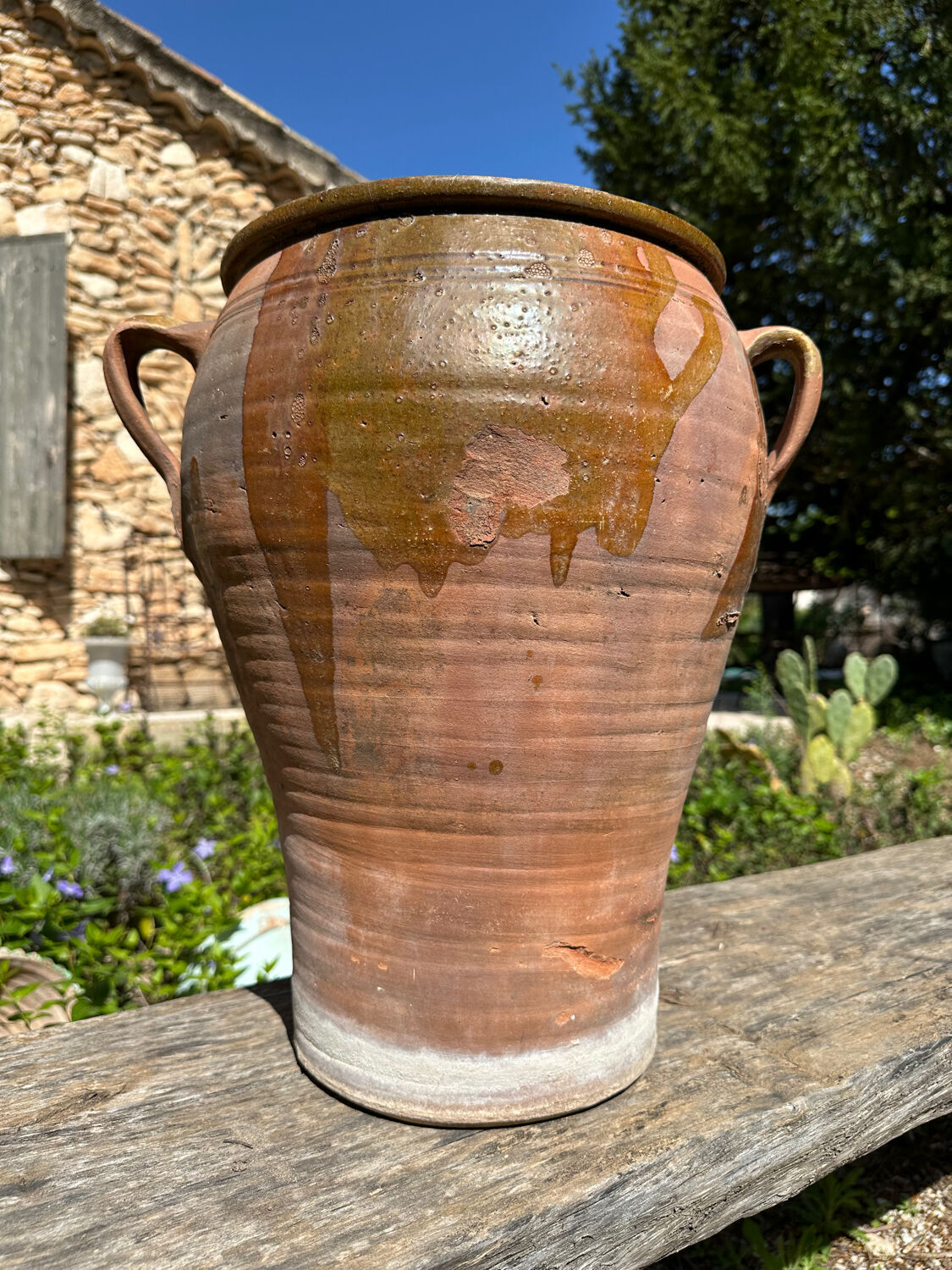 Ancient terracotta pottery jar