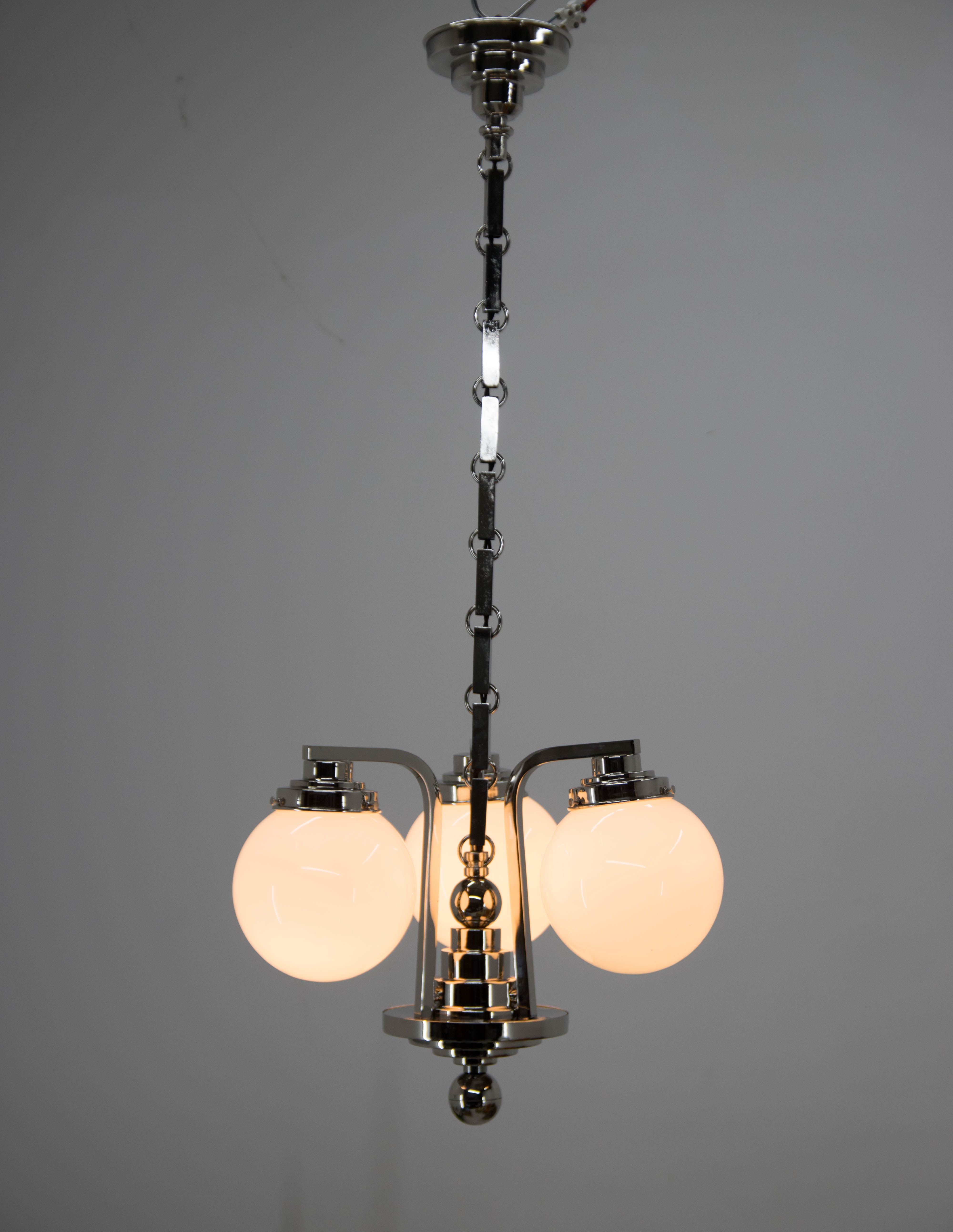 Art Deco 3-flamming Chandelier, 1920s