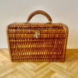 Ancien panier en osier avec anse de transport