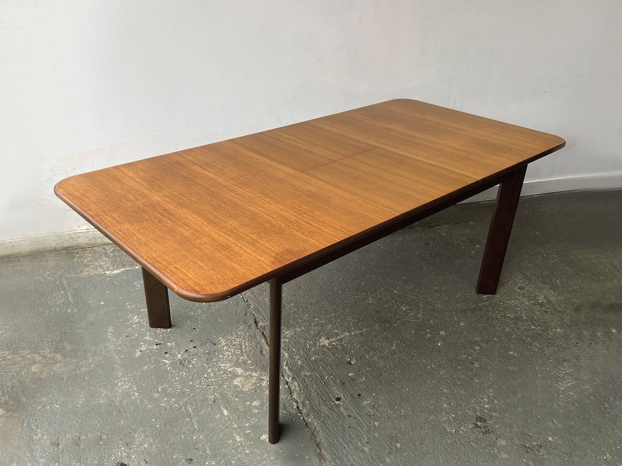 Rare 1960s Mid-Century Modern G Plan extending dining table