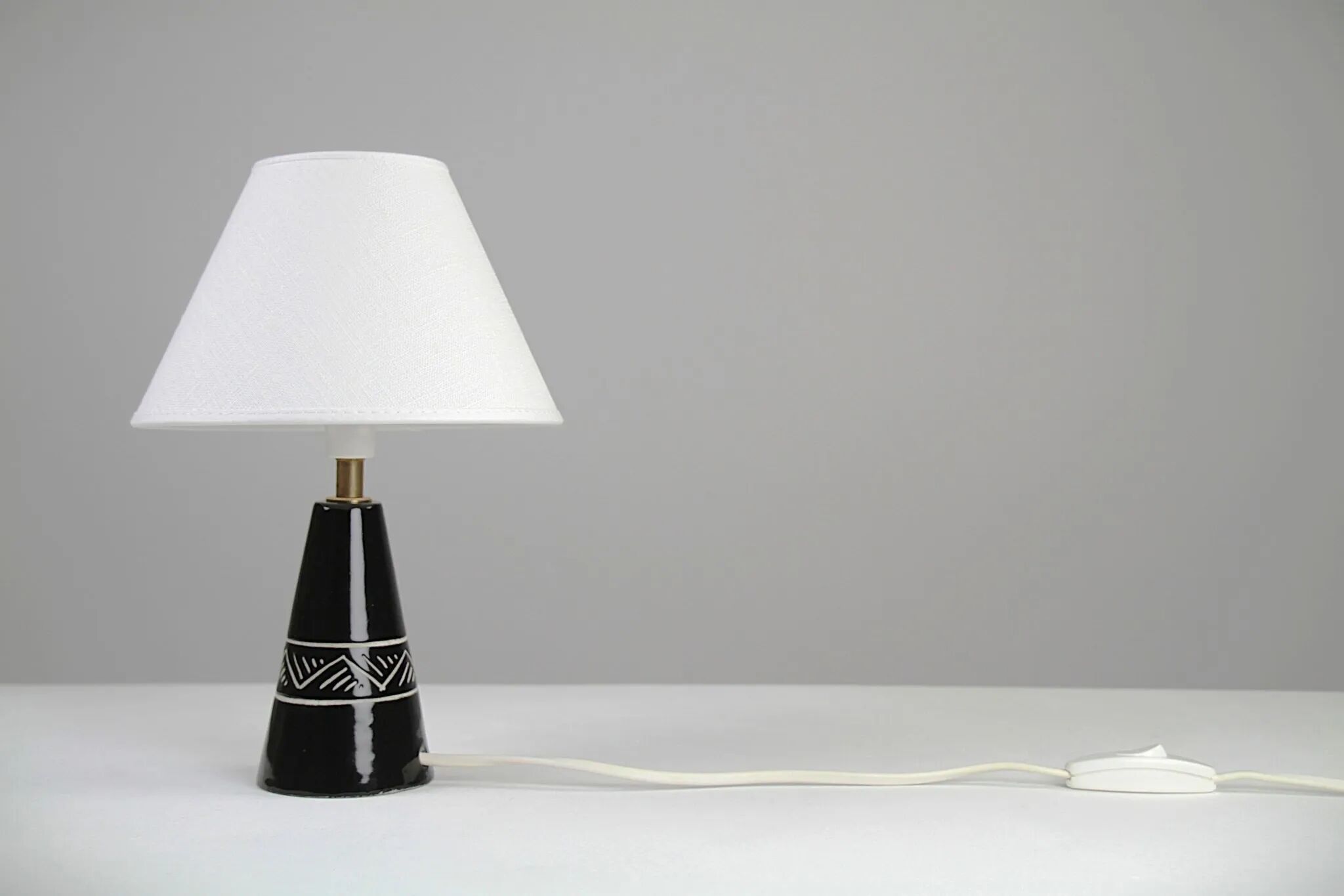 Black ceramic table lamp with sgraffito detail, Scandinavia, 1960s/1970s