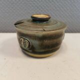 Lovely small ceramic sugar/jam jar, designed by Danish Jette Hellerøe 1970s.