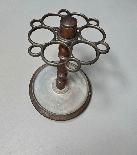 Important period walking stick and umbrella stand from the 1900s