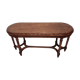 Banc de piano en chêne sculpté