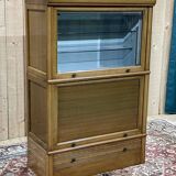 Vitrine en noyer et chêne de la marque MD, fabrication des années 1960