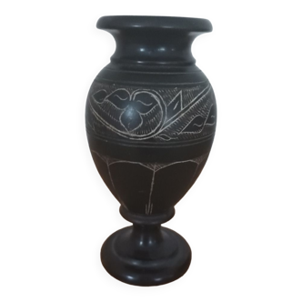 Vase noir