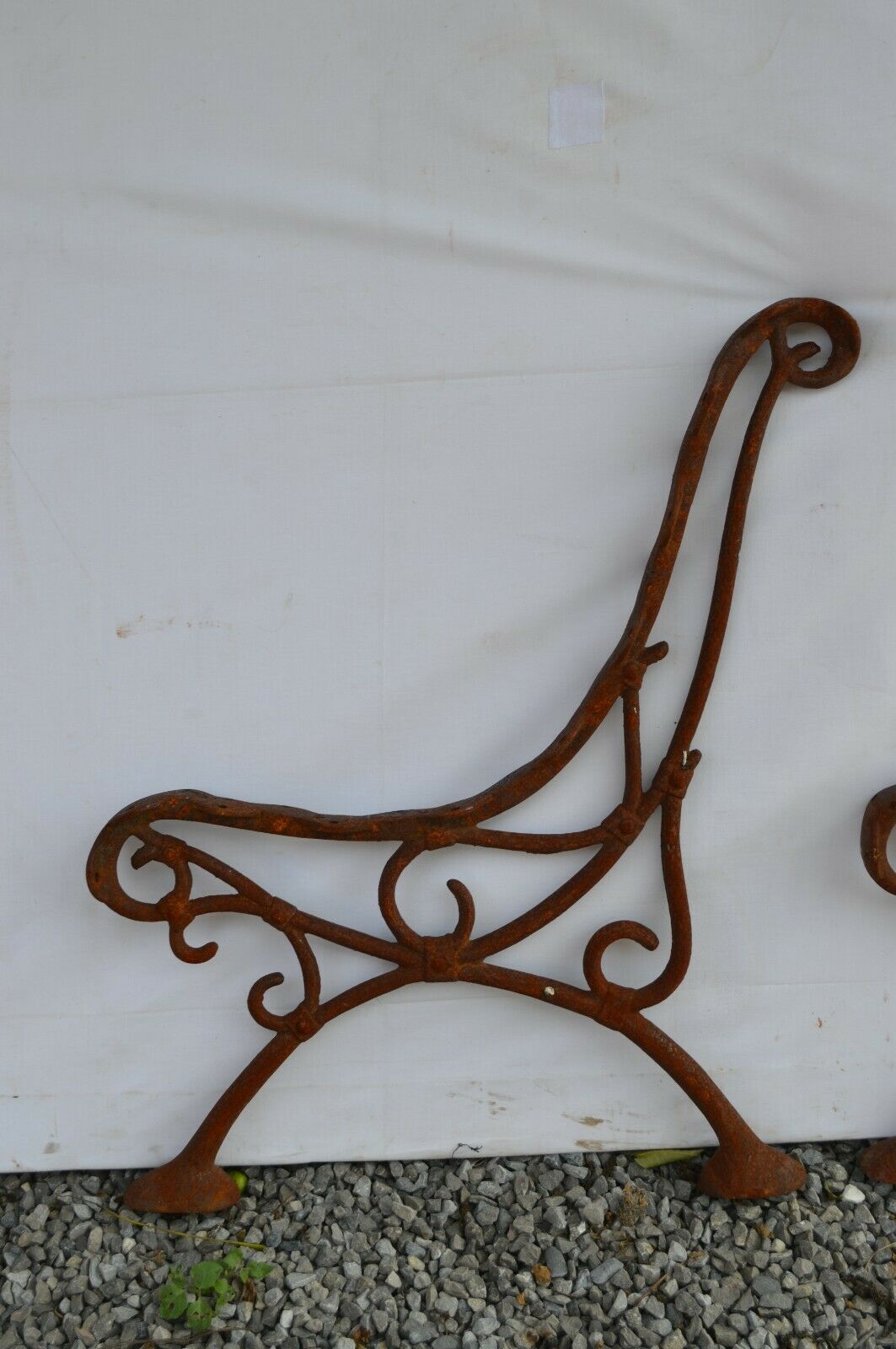 Cast iron garden bench legs