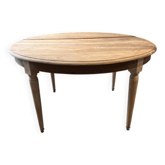 Renovated old oval table