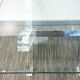 Table basse carrée ' Tréteaux ' . Plexi & verre. Vintage 80s