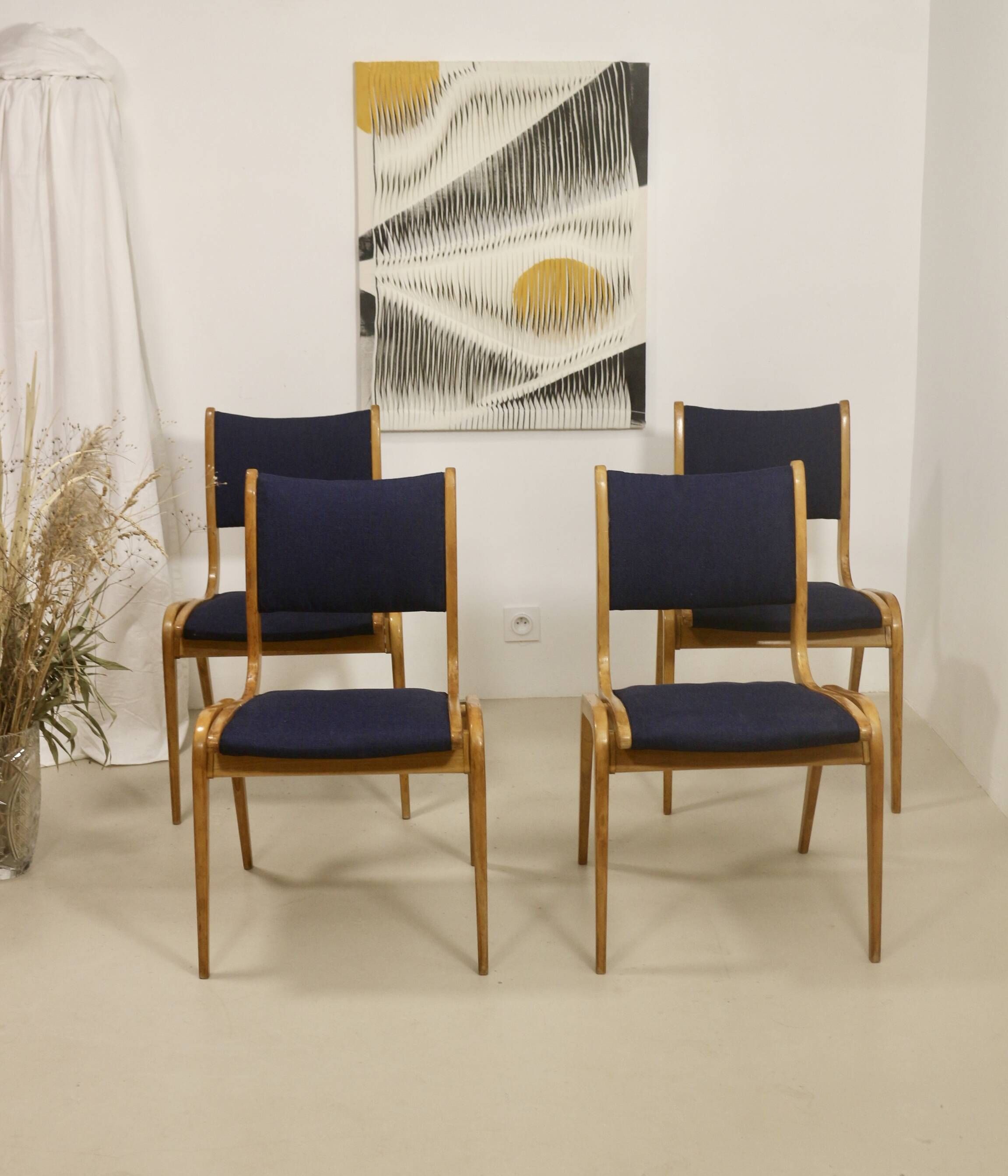 Lot de 4 chaises design scandinave bois courbé année 60.