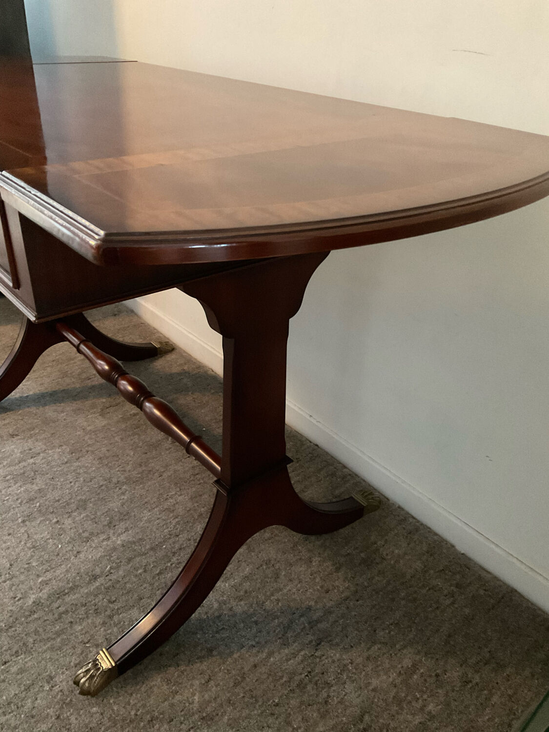 Old English desk Heldense in mahogany