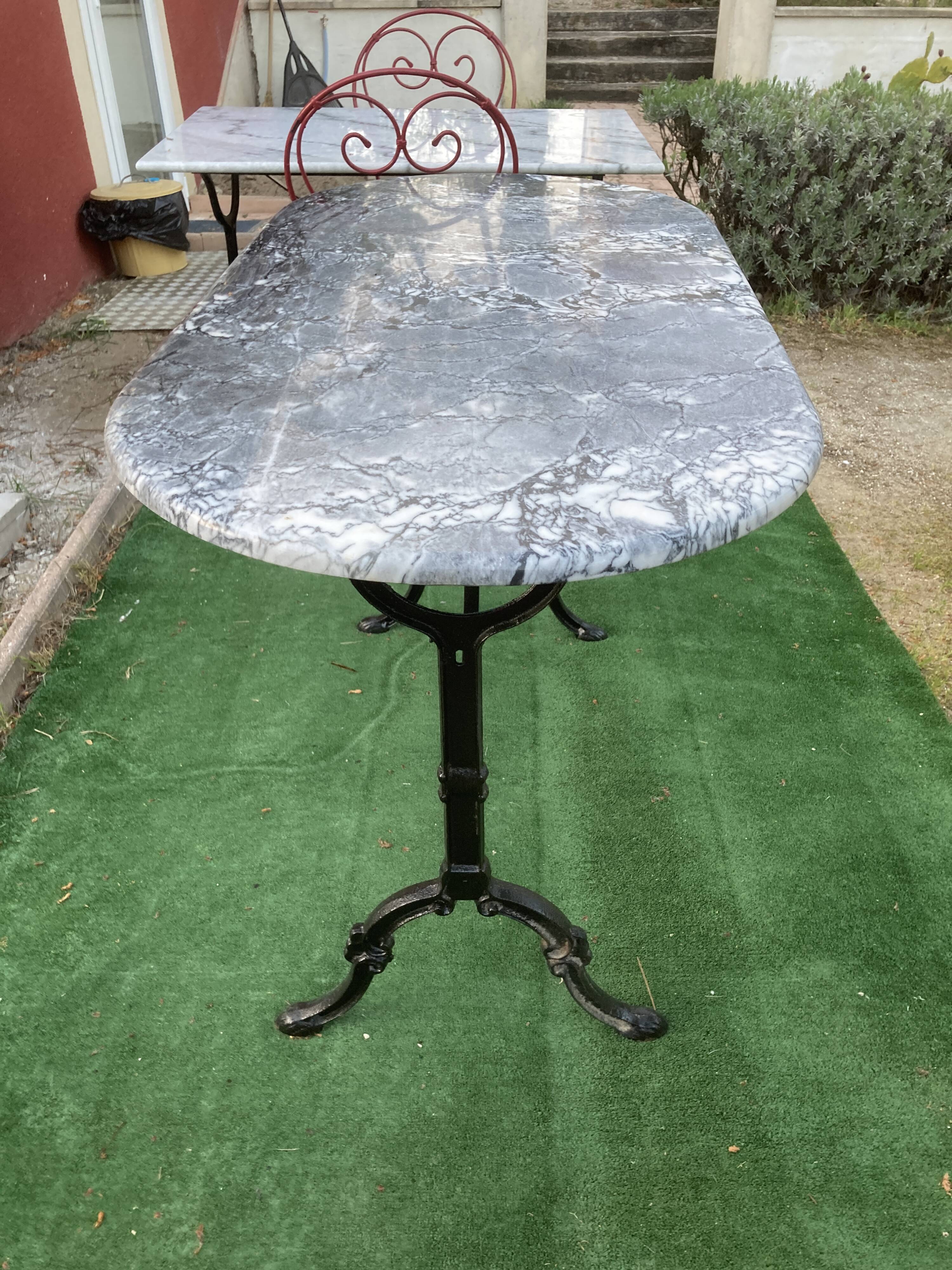 Bistro table