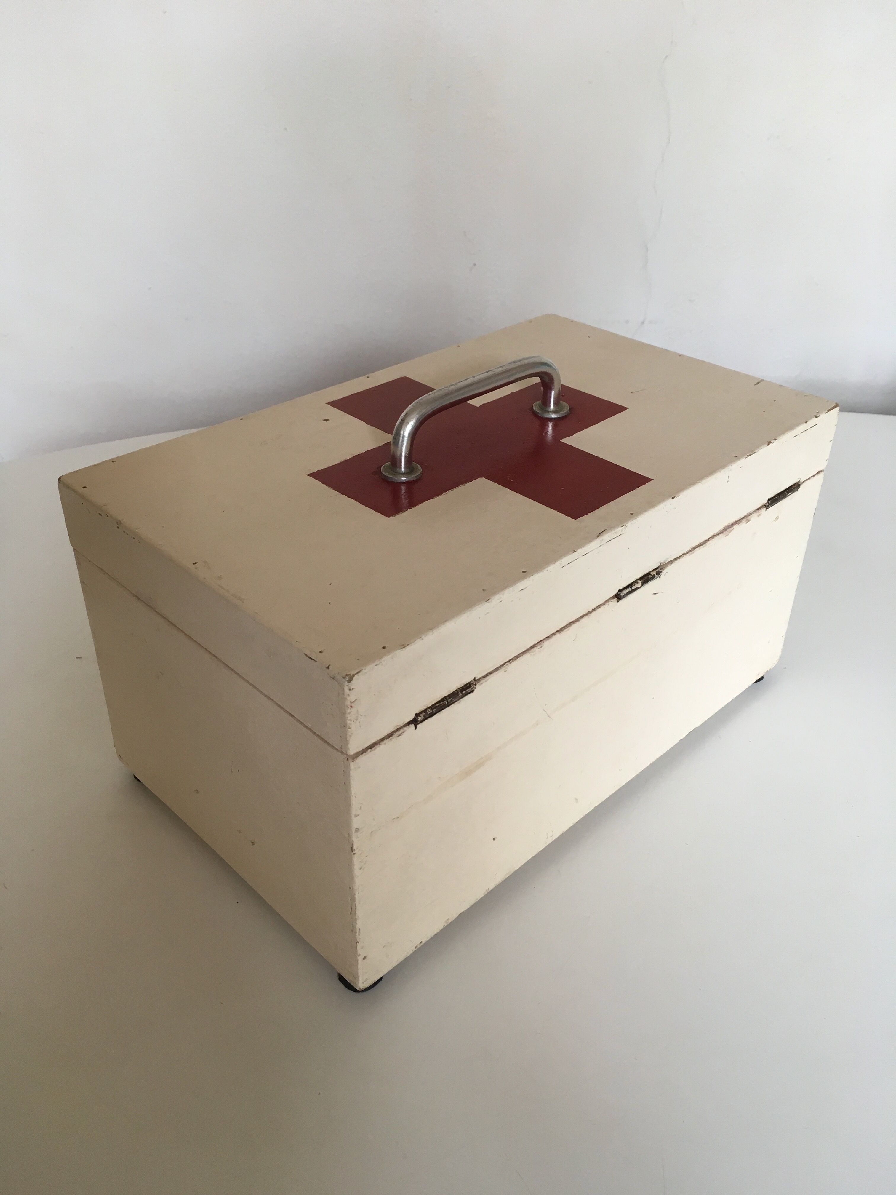 Sports pharmacy box, wooden crate 60s