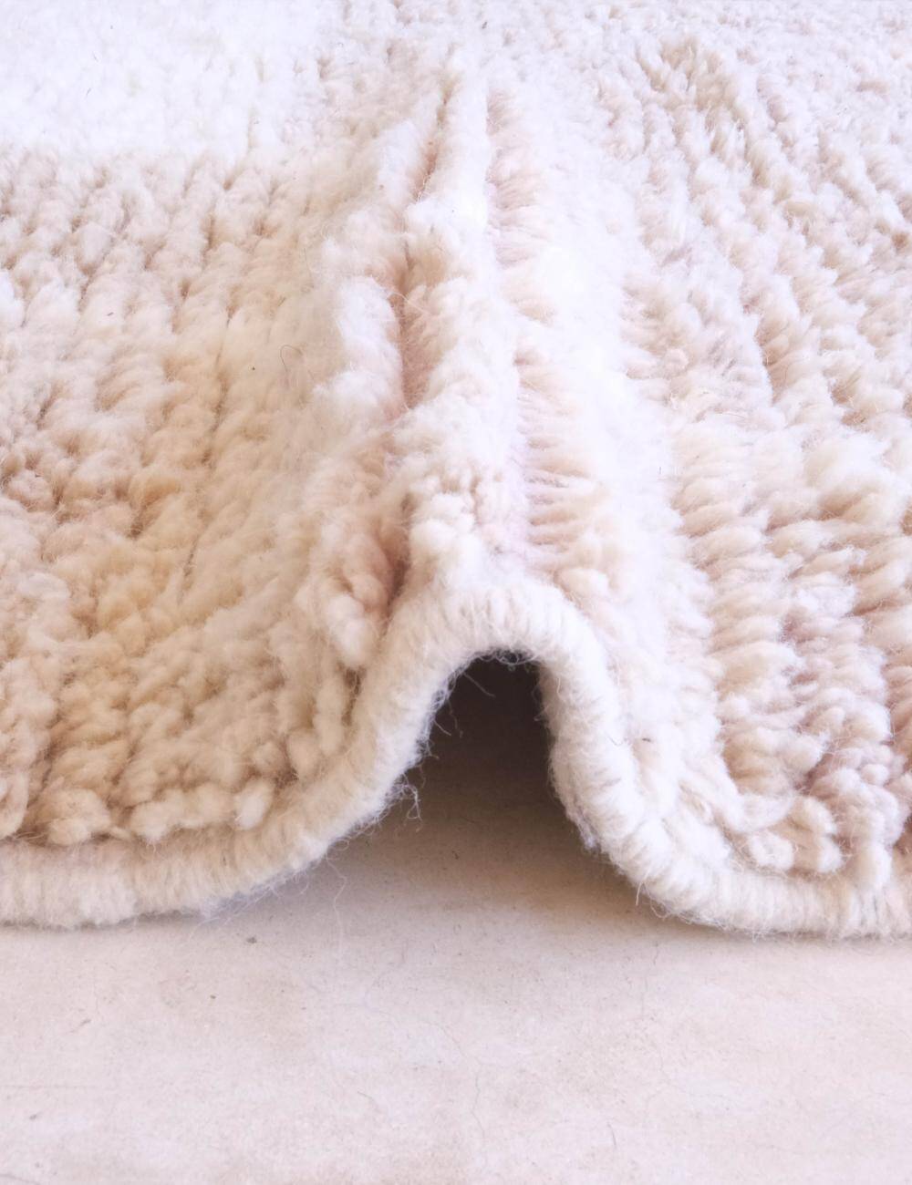 Berber rug from Morocco - 245 x 151 cm