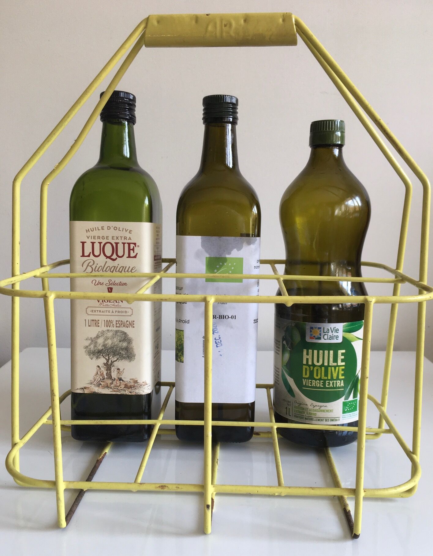 Yellow vintage bottle holder