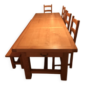Table salle à manger en chêne massif fabriquée par un artisan ébéniste
