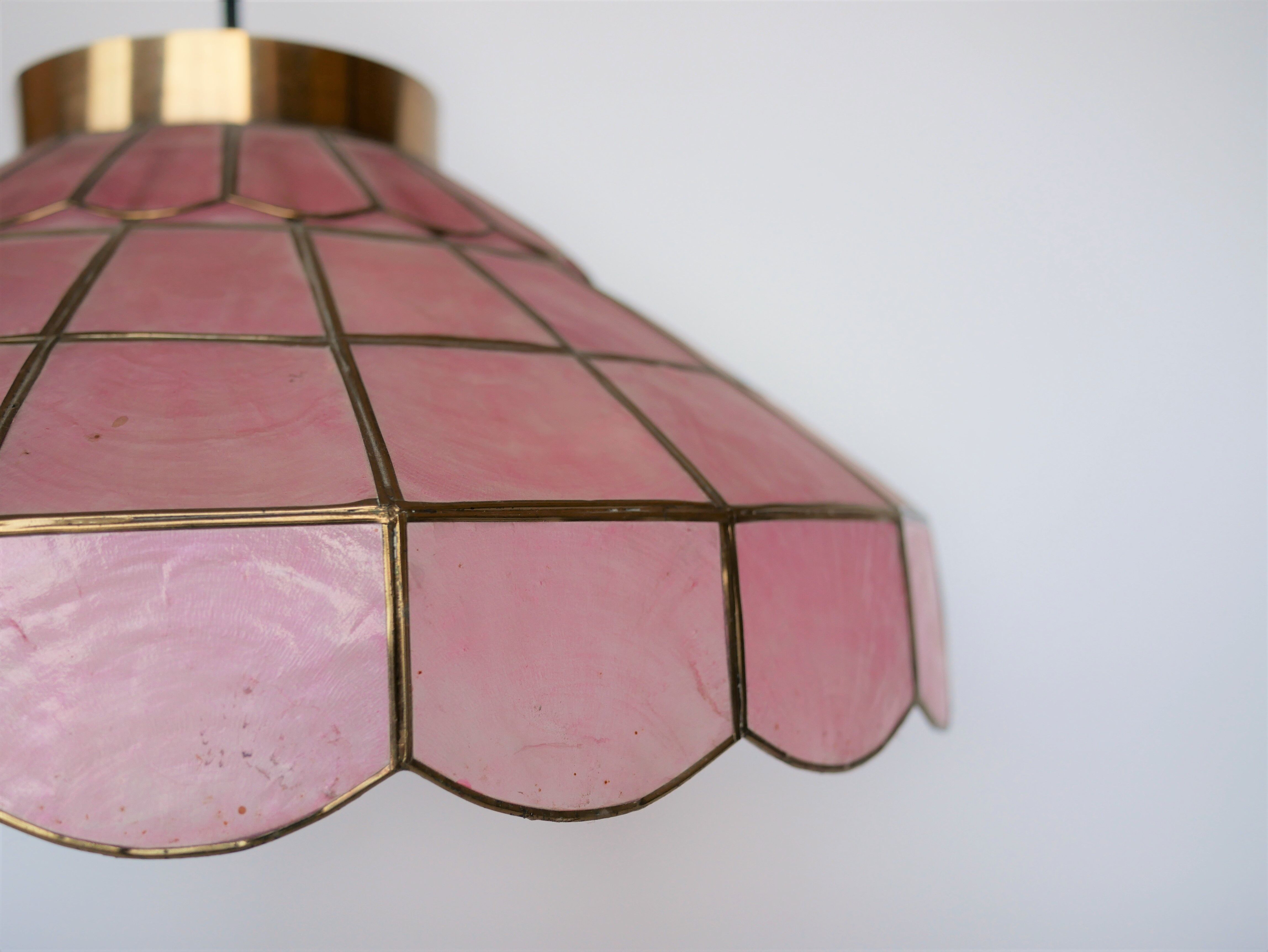 Suspension vintage en nacre rose