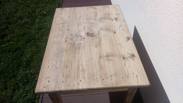 Office table