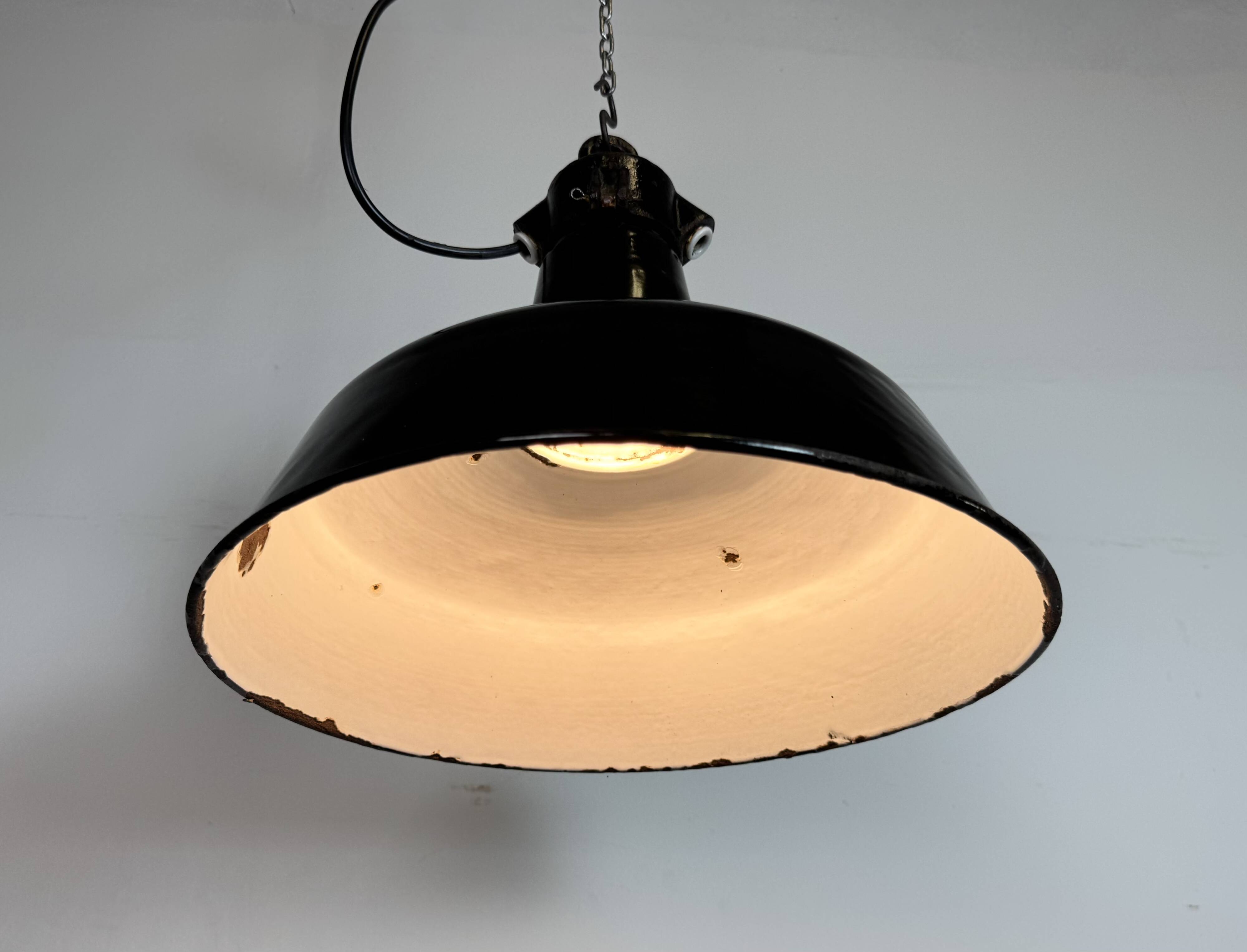 Industrial Black Enamel Factory Lamp with Cast Iron Top, 1950s