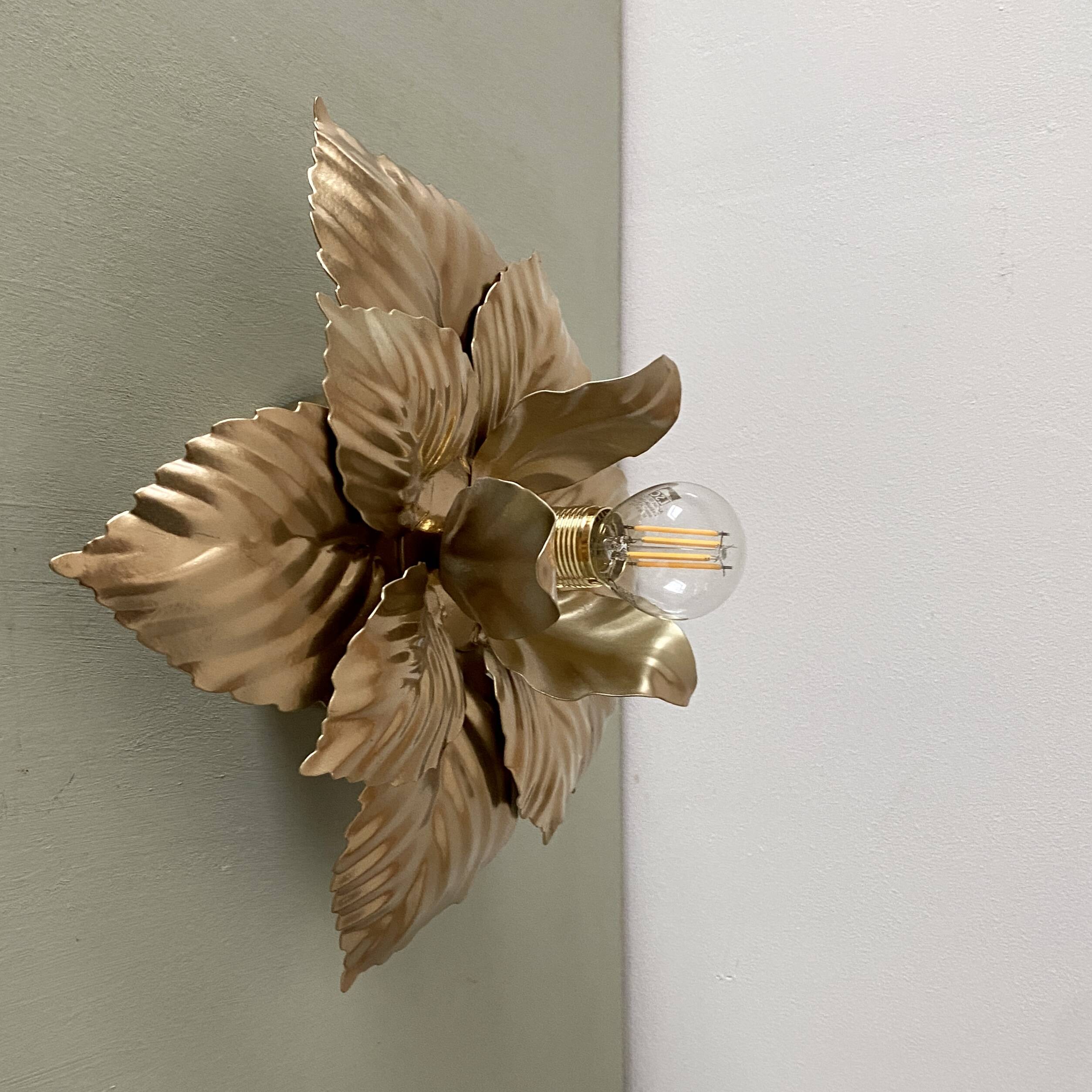 Vintage wall light in gold metal