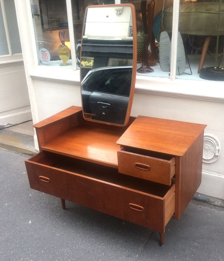 Scandinavian hairdresser in the 1960s teak veneer